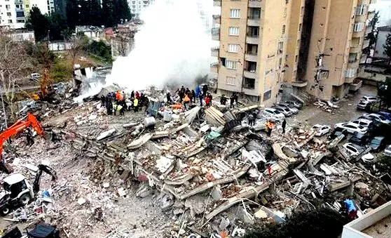 Deprem felaketinde can kaybı 50 bin 783’e yükseldi