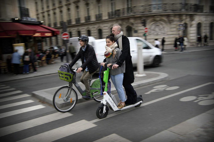 Fransada scooter referandumu