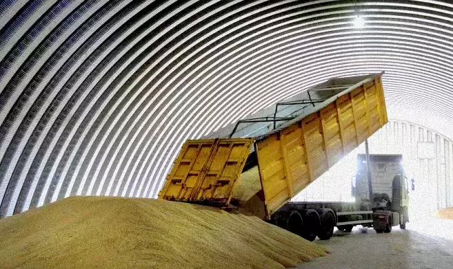 Polonya’dan Ukrayna’ya tahıl ambargosu