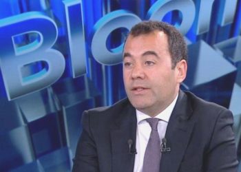 “10 yılda 350 milyon adetlik elektrikli araç sahipliği öngörülüyor”