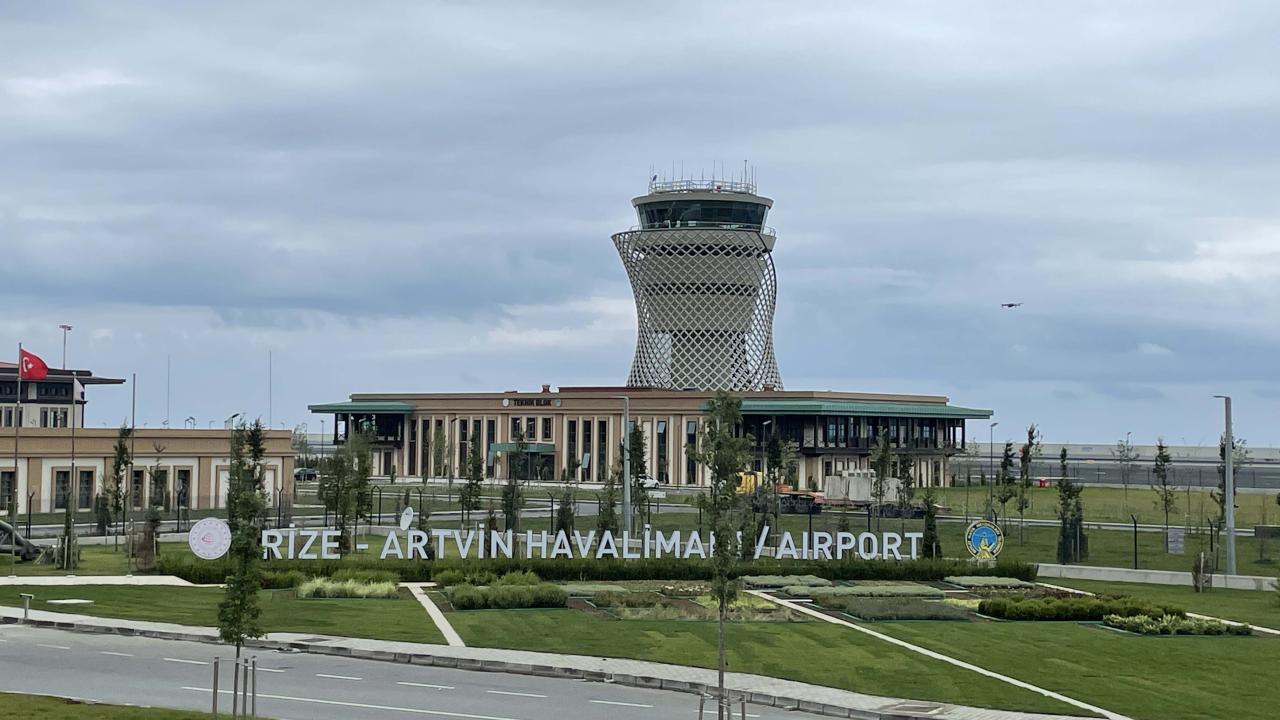 Rize-Artvin Havalimanı 4 ayda 256 bin 371 yolcuya hizmet verdi