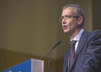 AMB/De Cos: Sıkılaşma döngüsünde sona yakınız