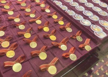 Gram altında rekor denemesi