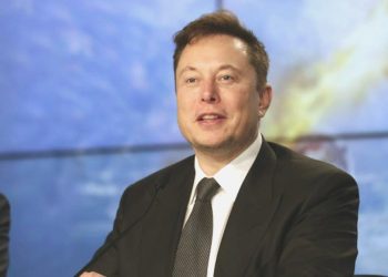 Musk’ın beyin çipi projesinin insan deneyleri için onay aldı
