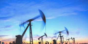 Petrol, ABD’li yetkililerin borç tavanı mutabakatı üzerine yükseldi