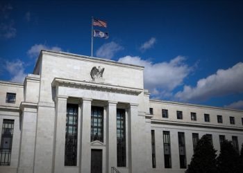 Fed’e yönelik belirsizlikler sürüyor