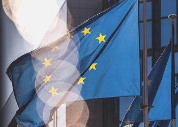 AB, İran’a yaptırımları genişletti