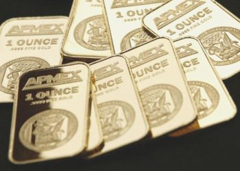 Altın zayıf ABD datalarından dayanak buldu