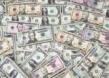 Aylık cari açık serisi 1,5 yıla çıktı