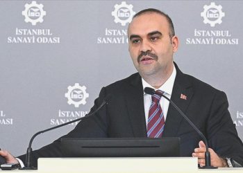 Bakan Kacır: Türkiye en az 12 Togg ile tanışabilir