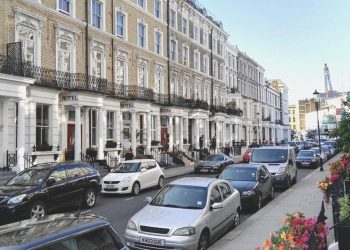 İngiltere’de konut fiyatları 11 yıl sonra birinci kere geriledi