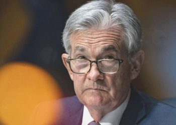 Powell’dan arka arda iki faiz artışı sinyali