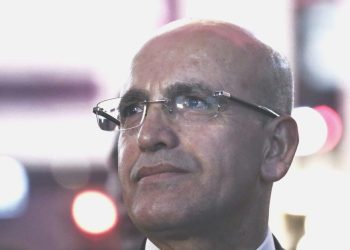 Şimşek tekrar iktisadın dümeninde