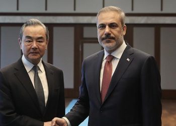 Çin Dışişleri Bakanı ilk ziyaretini Türkiye’ye yaptı