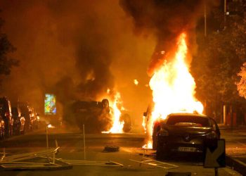 Fransa’daki isyan büyüyor