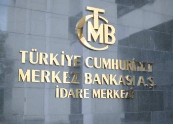 Merkez Bankası’ndan “sadeleşme politikasının kademeli olmasına karar verilmiştir” mesajı