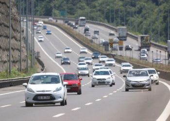 Tatilcilerin dönüş yolculuğu başladı