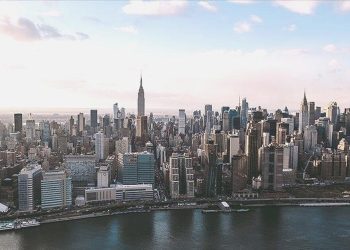 ABD’de mortgage faizleri yüzde 7’nin üzerine çıktı