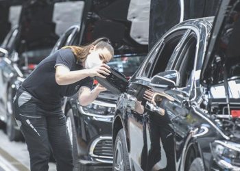 Almanya’da yatırımcı itimadında gerileme 7. ayda da sürdü