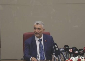 Bakan Bolat: 2028’de 400 milyar dolarlık mal ihracatı hedefliyoruz