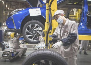 Çin’de üretici ve tüketici fiyatlarında deflasyonist baskı artıyor