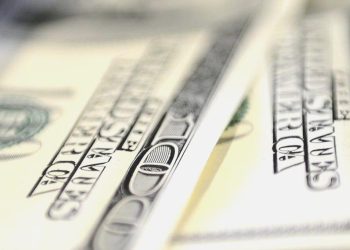 Döviz mevduatları 4,5 yılın en düşüğünde