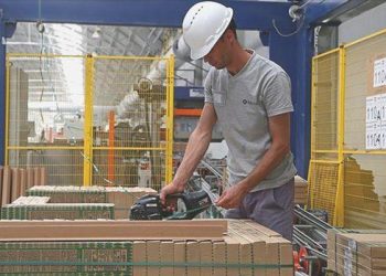 Ekonomik inanç dört ayın en düşük düzeyinde