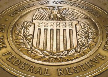 “Fed faizi beklendiği kadar erken düşürmeyecek”