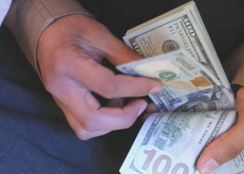 Hür piyasada döviz açılış fiyatları (04.07.2023)