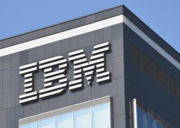 IBM’in geliri ikinci çeyrekte azaldı