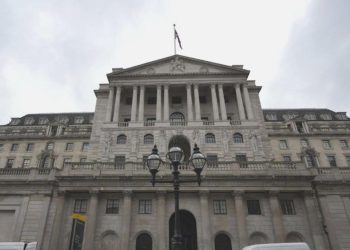 İngiltere’nin büyük bankaları gerilim testini geçti