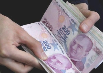 Memur ve emekli artırım oranını bekliyor