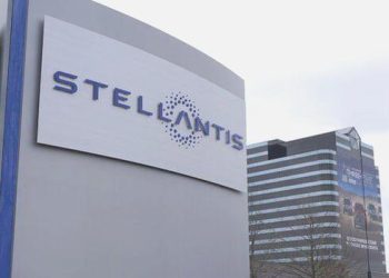 Stellantis’in 6 aylık geliri 98,4 milyar euroya ulaştı