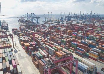 “İhracatta yeni pazarlar bulamıyoruz”