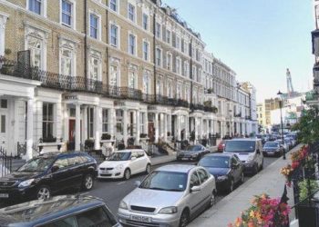 İngiltere’de Ağustos’ta yeni konut satış fiyatları geriledi