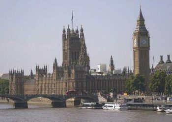 İngiltere’de enflasyon 1,5 yılın tabanında