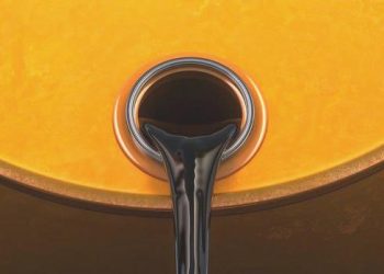 Petrol 7 haftalık yükselişin akabinde düştü