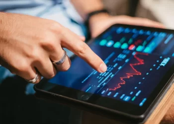 Endeks hisseleri enflasyonu yendi