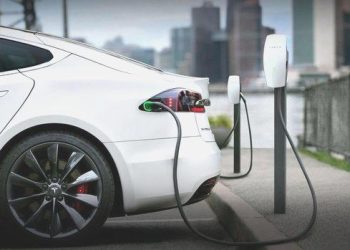 Avrupa’da satılan beş otomobilden biri artık elektrikli