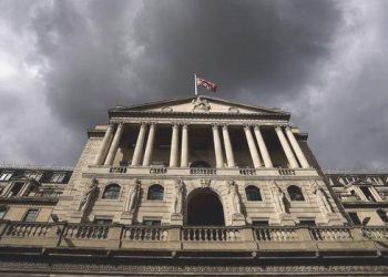 İngiltere Merkez Bankası’ndan sürpriz karar