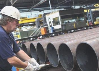 İngiltere’de ‘cılız’ büyüme beklentisi 