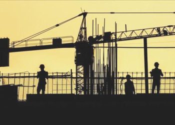 Müteahhitler taleplerini Yılmaz’a iletti