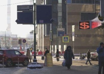 “Rusya’da enflasyon 2024’te de yüksek kalacak”