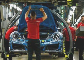 Almanya’da şirket faaliyetlerinde düşüş sürdü