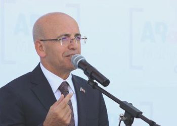 Bakan Şimşek: Vergi kanunlarını gözden geçiriyoruz