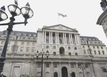 BoE’nin faizi Kasım’da sabit tutması bekleniyor