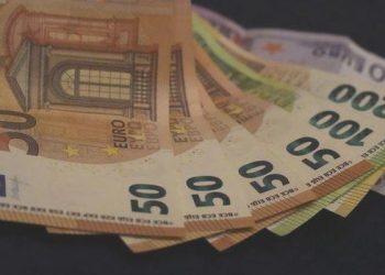 Euro Bölgesi’nde enflasyon iki yılın en düşük düzeyinde