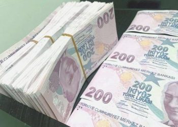 Hazine üç ayda 244,4 milyar liralık iç borçlanma planlıyor