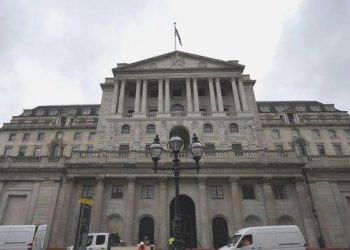 İngiltere’de 30 yıllık tahvil faizi 25 yılın doruğunda