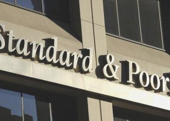 S&P, İsrail’in kredi notunu “negatife” indirdi